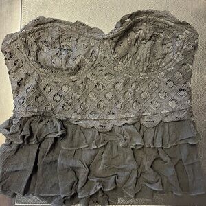 Justify tube top with ruffle bodice